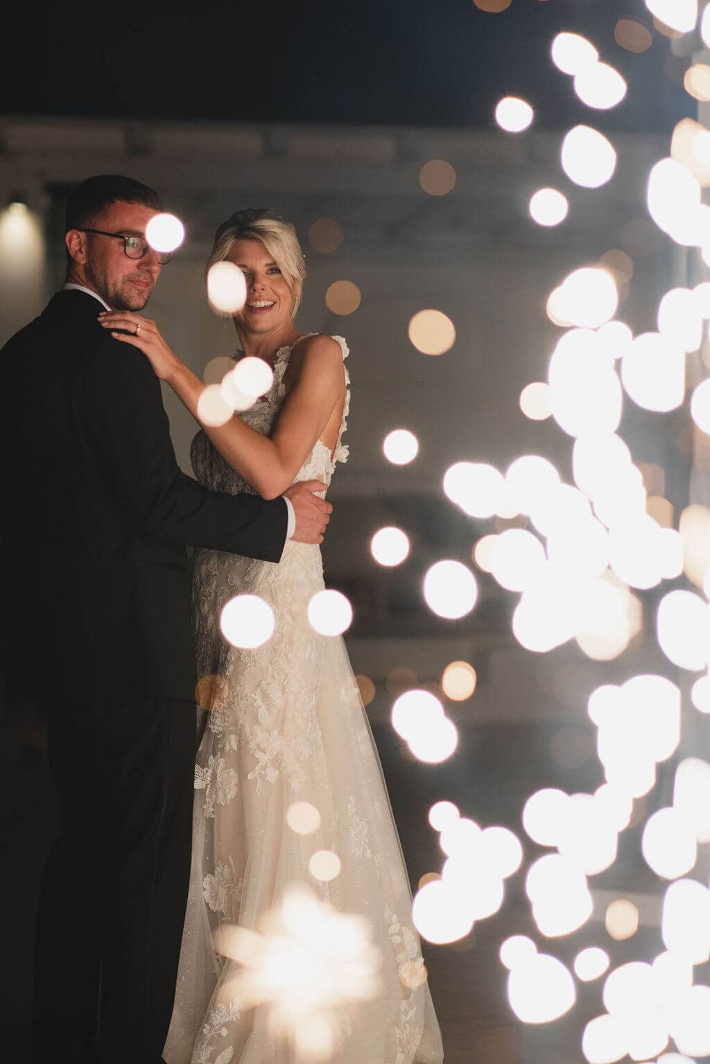 Jess and Joe Santorini Gem The Bridal Consultant (26)